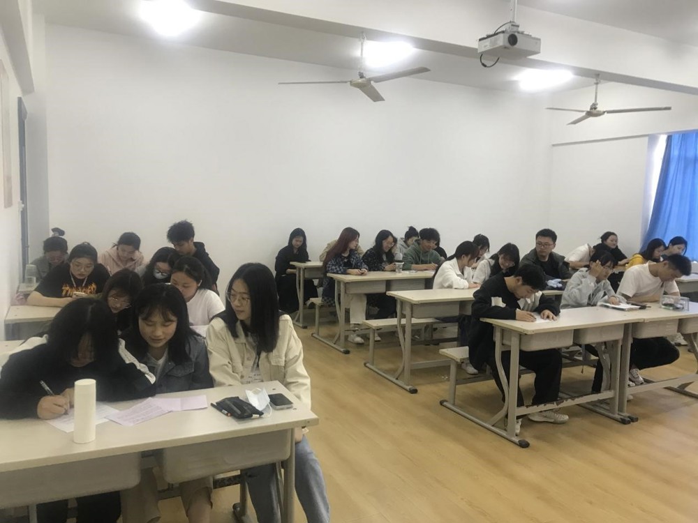 5ba4fef38f9842789a3600e762952e94.jpg 5ba4fef38f9842789a3600e762952e94.jpg