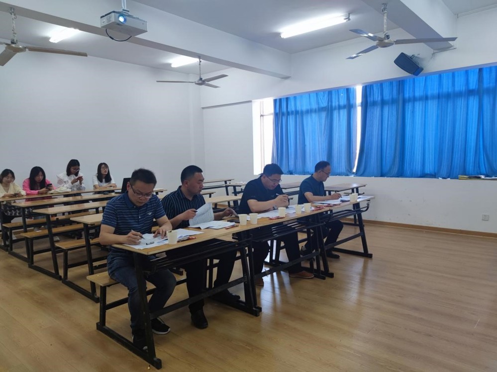 c958ee2d696b4df3bc41d8acaa4cde86.jpg c958ee2d696b4df3bc41d8acaa4cde86.jpg