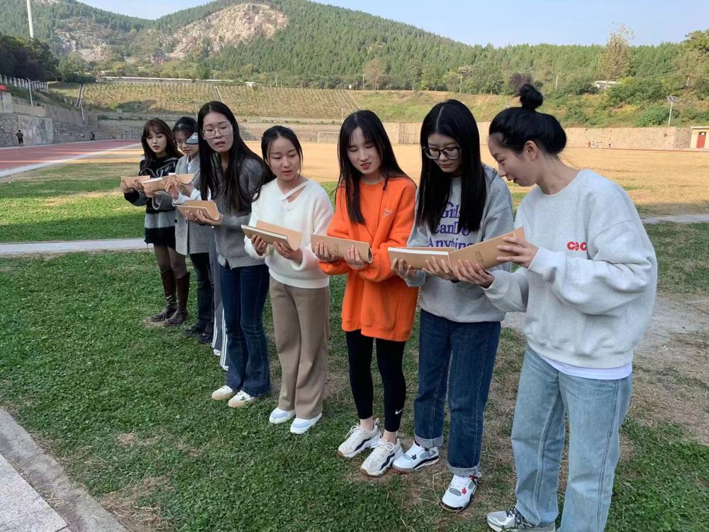 94aab3faf1c24fcab0c68fd2d87b094d.jpg 94aab3faf1c24fcab0c68fd2d87b094d.jpg