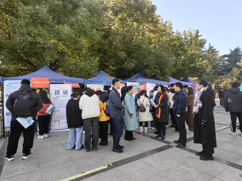 b2055f550d604a2d93493862a4ac5dac.jpg b2055f550d604a2d93493862a4ac5dac.jpg