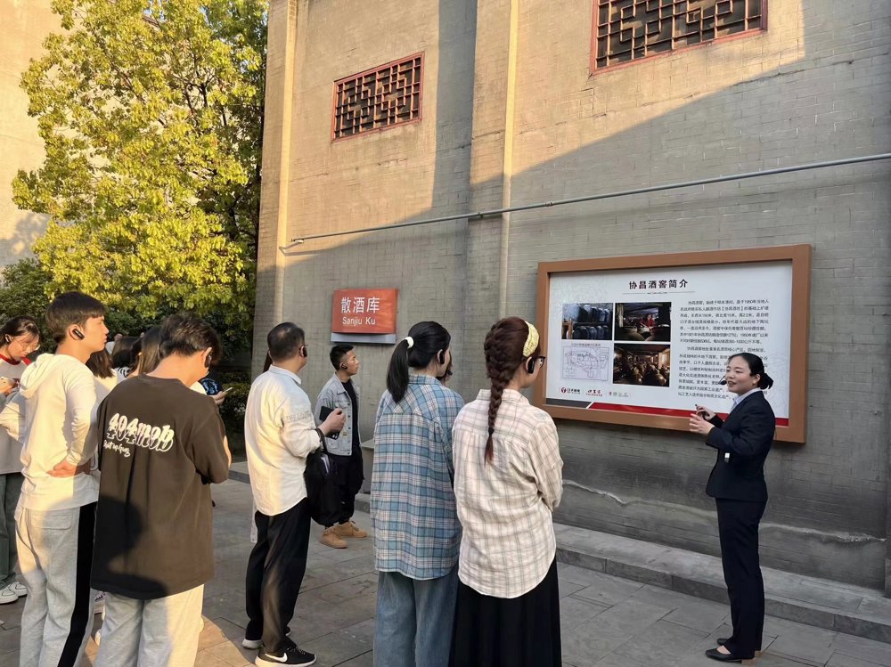 0f1e34f0258f43648b28f961d139ff99.jpg 0f1e34f0258f43648b28f961d139ff99.jpg